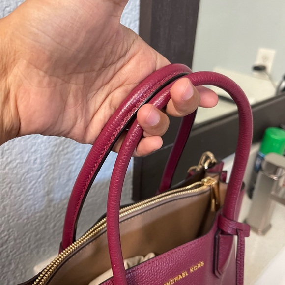 Michael Kors Large Purse and Wallet - Picture 2 of 3